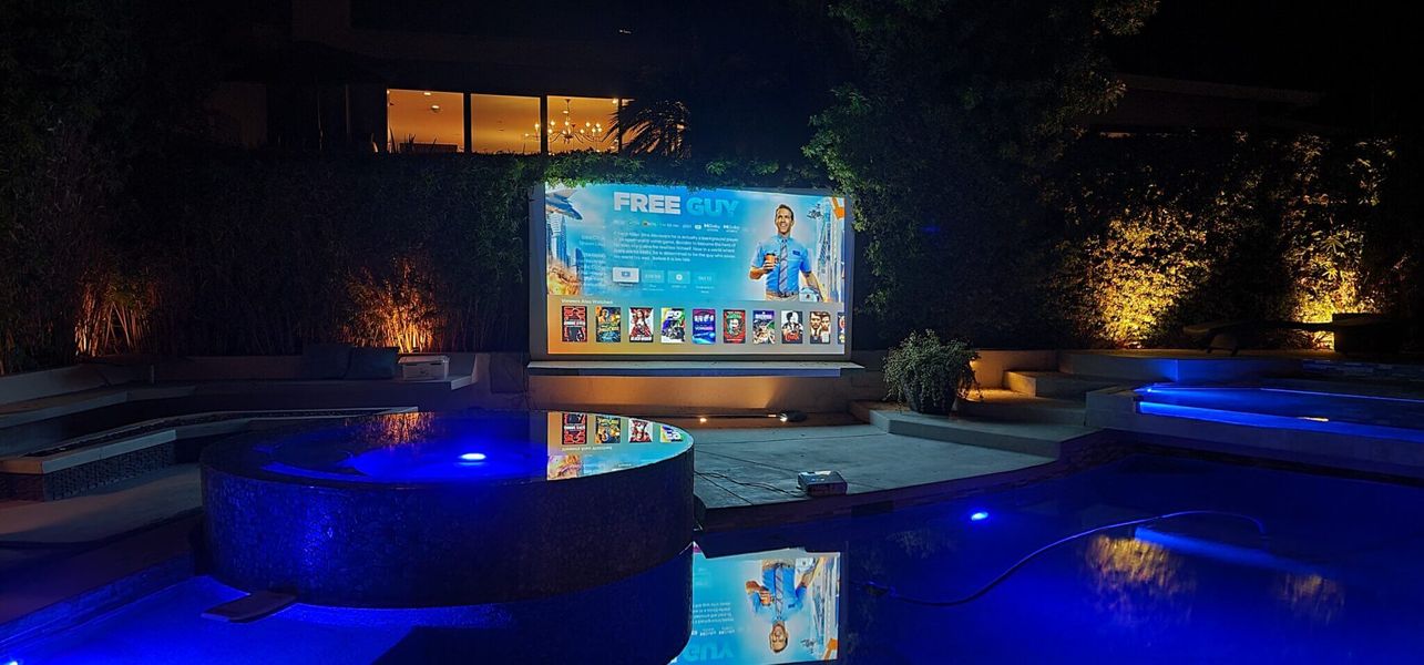 Outdoor-Living-2048x956.jpg